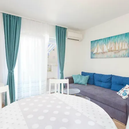 Apartment Blue House